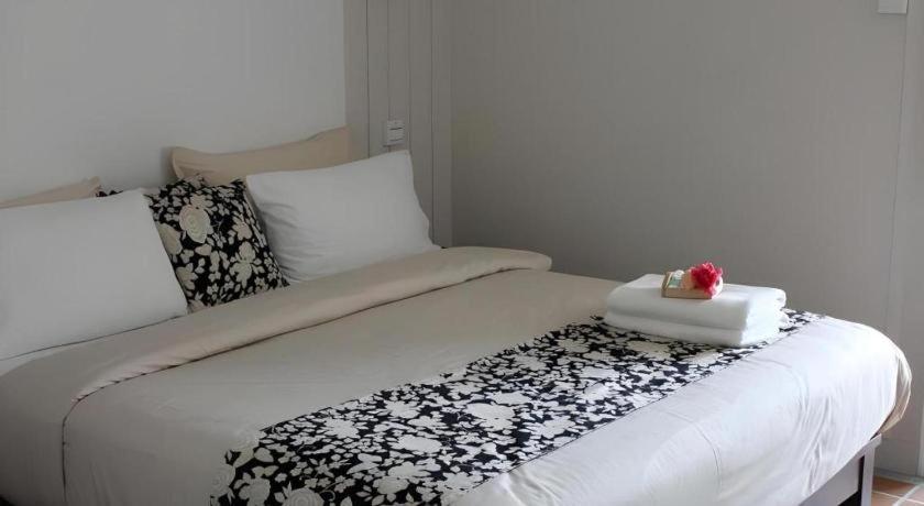 Baan Pimpisa Hotel Bang Sare Eksteriør billede